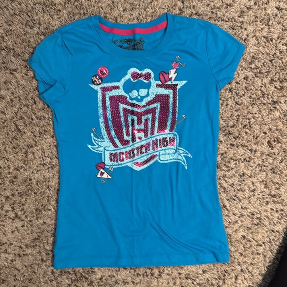 Size 7 Monster High bundle of 3 adorable tops - Picture 2 of 4